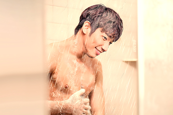1000. Jasper Liu; Shower Time